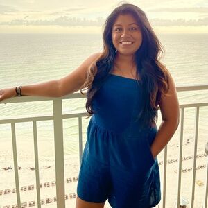 Meet your Posher, Alma